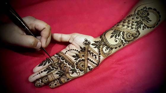 vinay mehandi artist